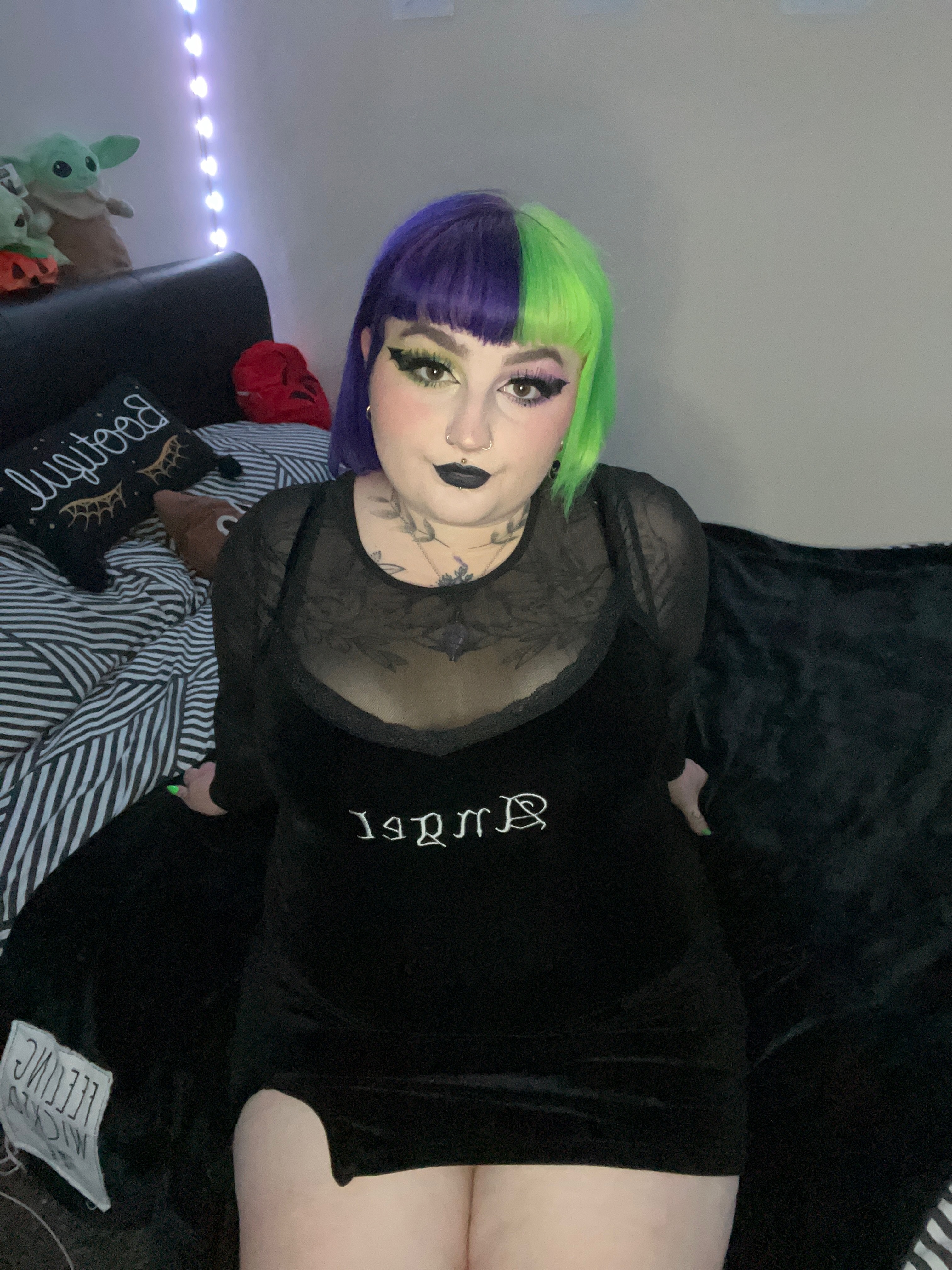 iamthethiccwitch profile