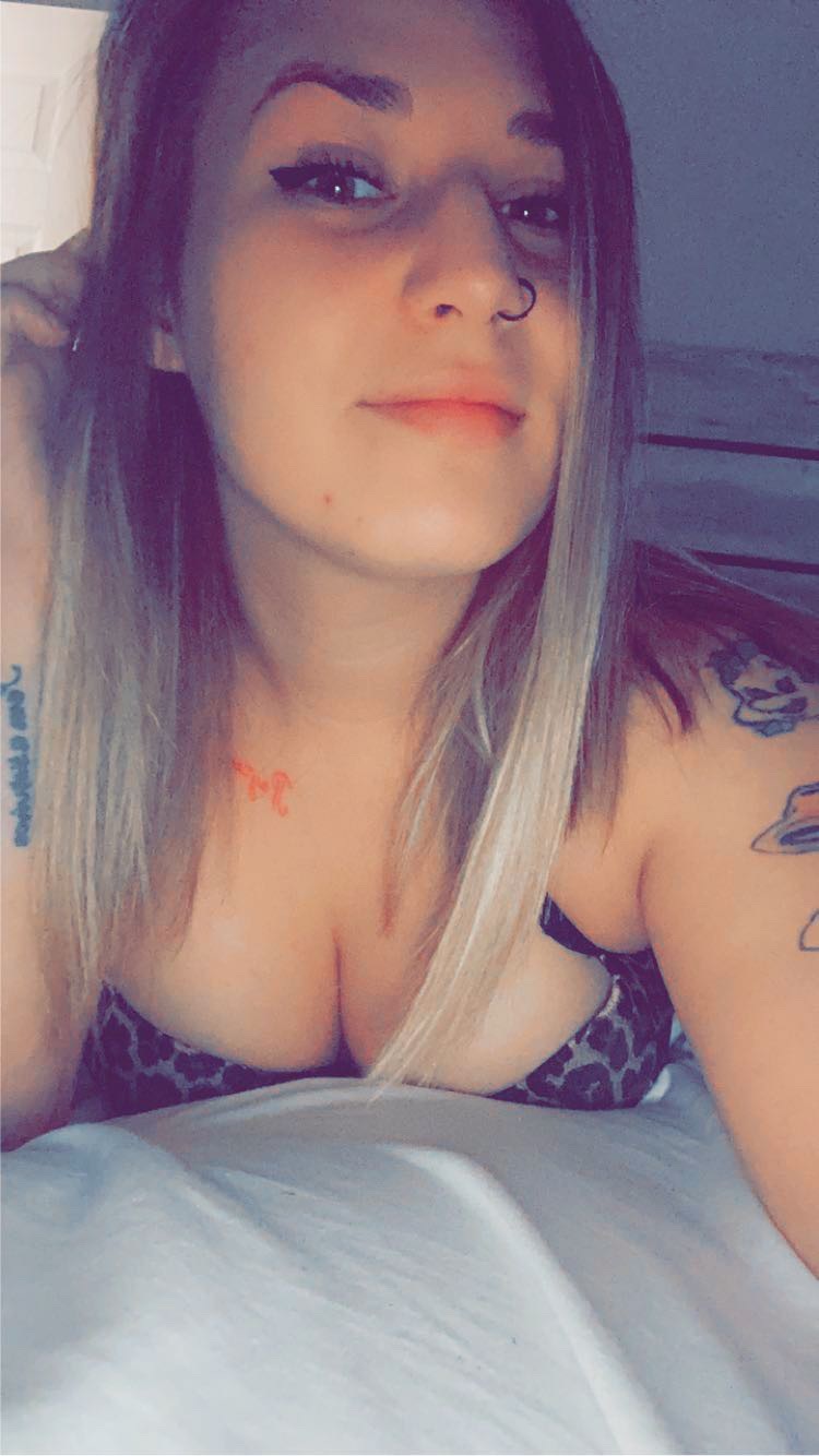 Girlwithtats profile