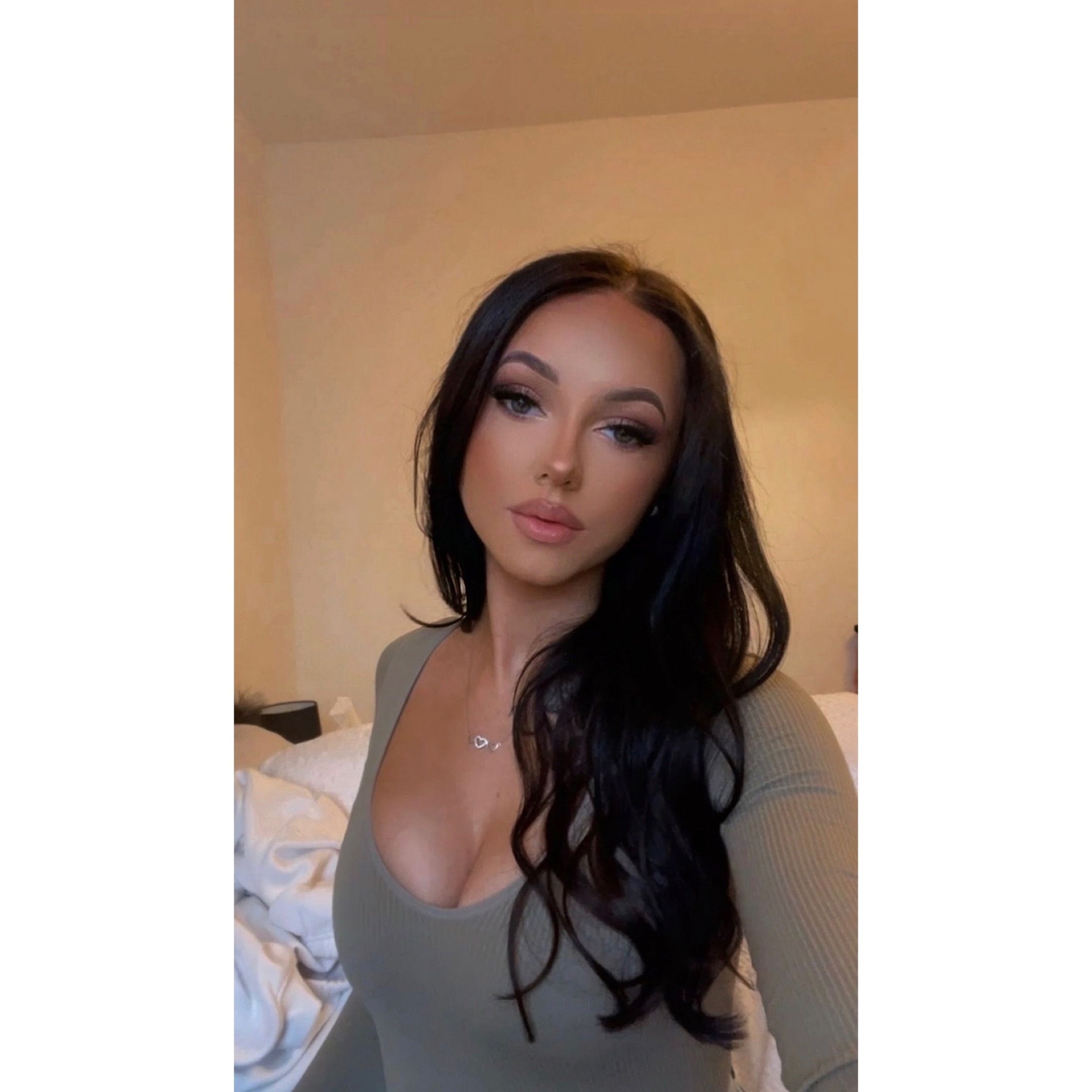 rosieeletitia23x profile