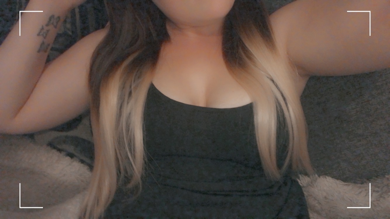 blondeebitchx thumbnail