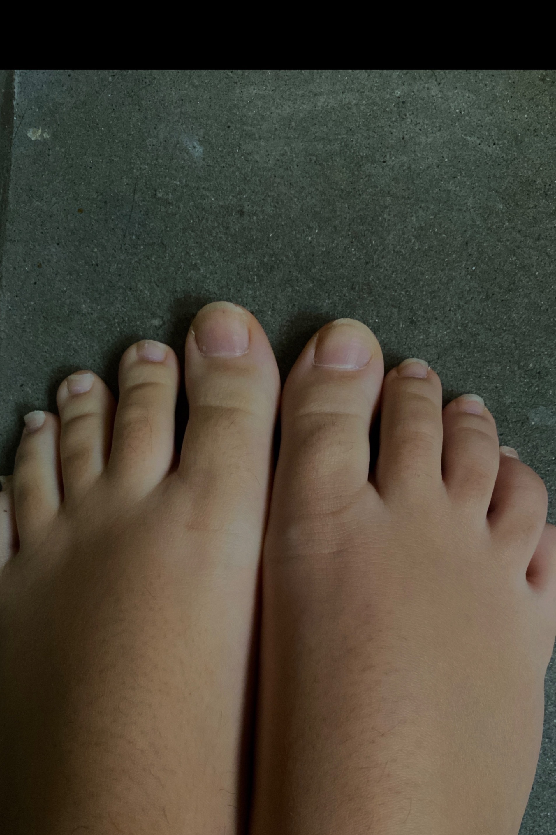 Adele.feet thumbnail