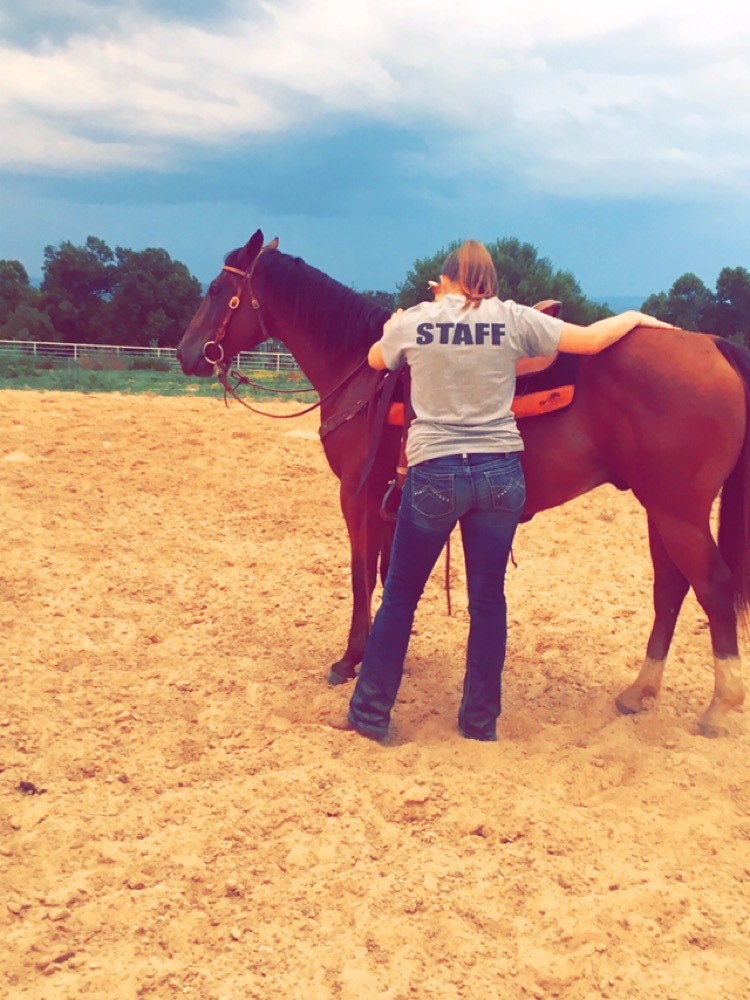 Leggy Cowgirl profile