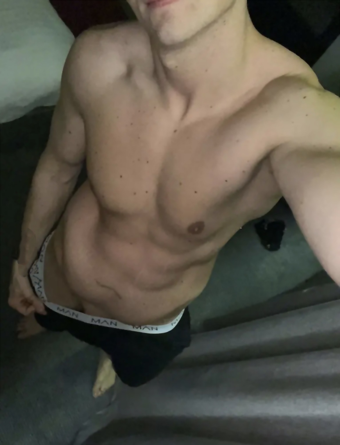 Straight Gym Guy profile