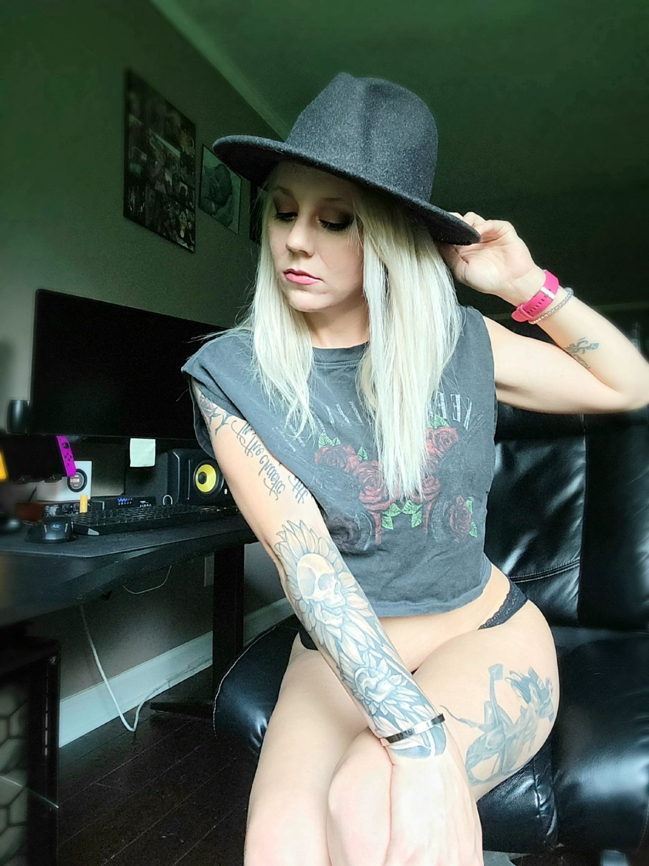 tattoobarbie90 profile