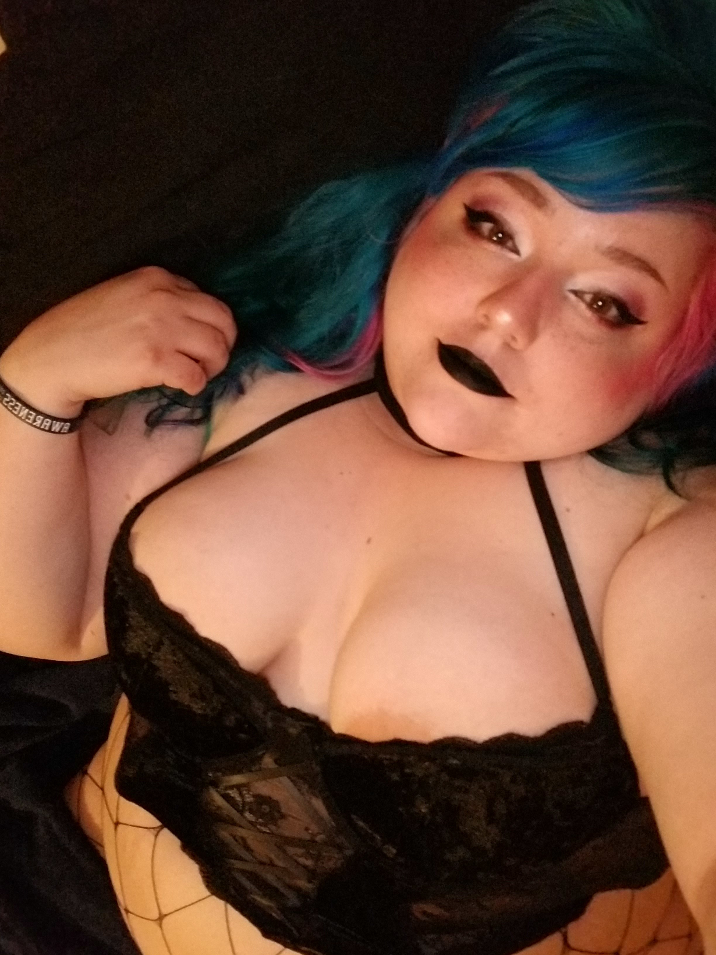 gothiccbbw thumbnail