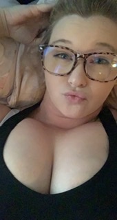 OneCuteBlonde thumbnail