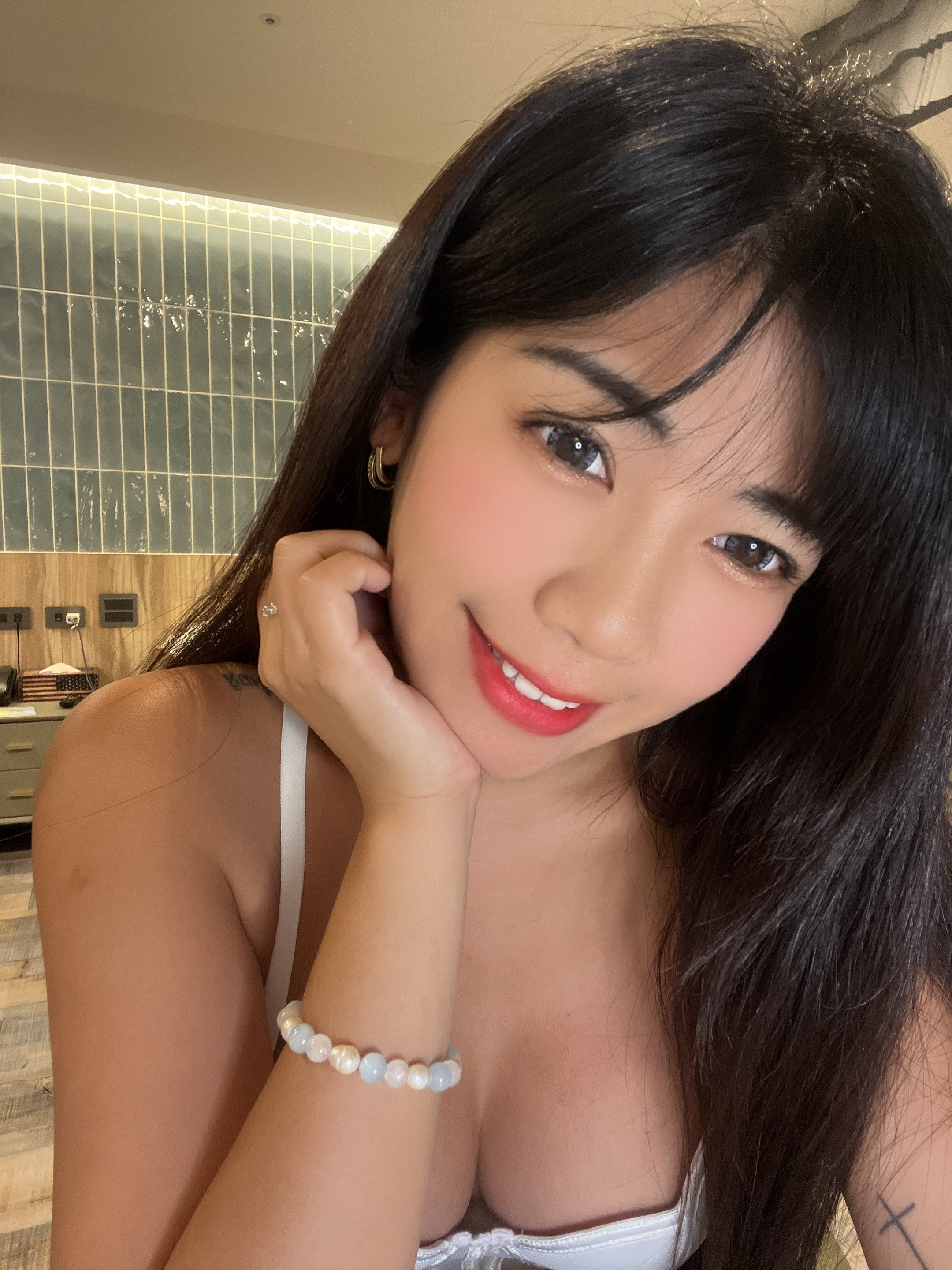 hitomi488889 profile