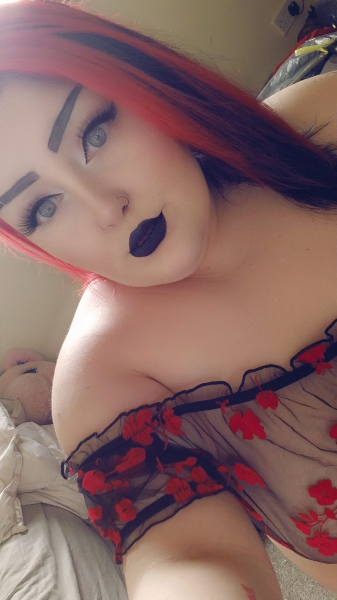 littleredhead94 profile