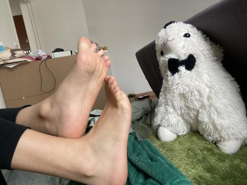 umyfeet thumbnail