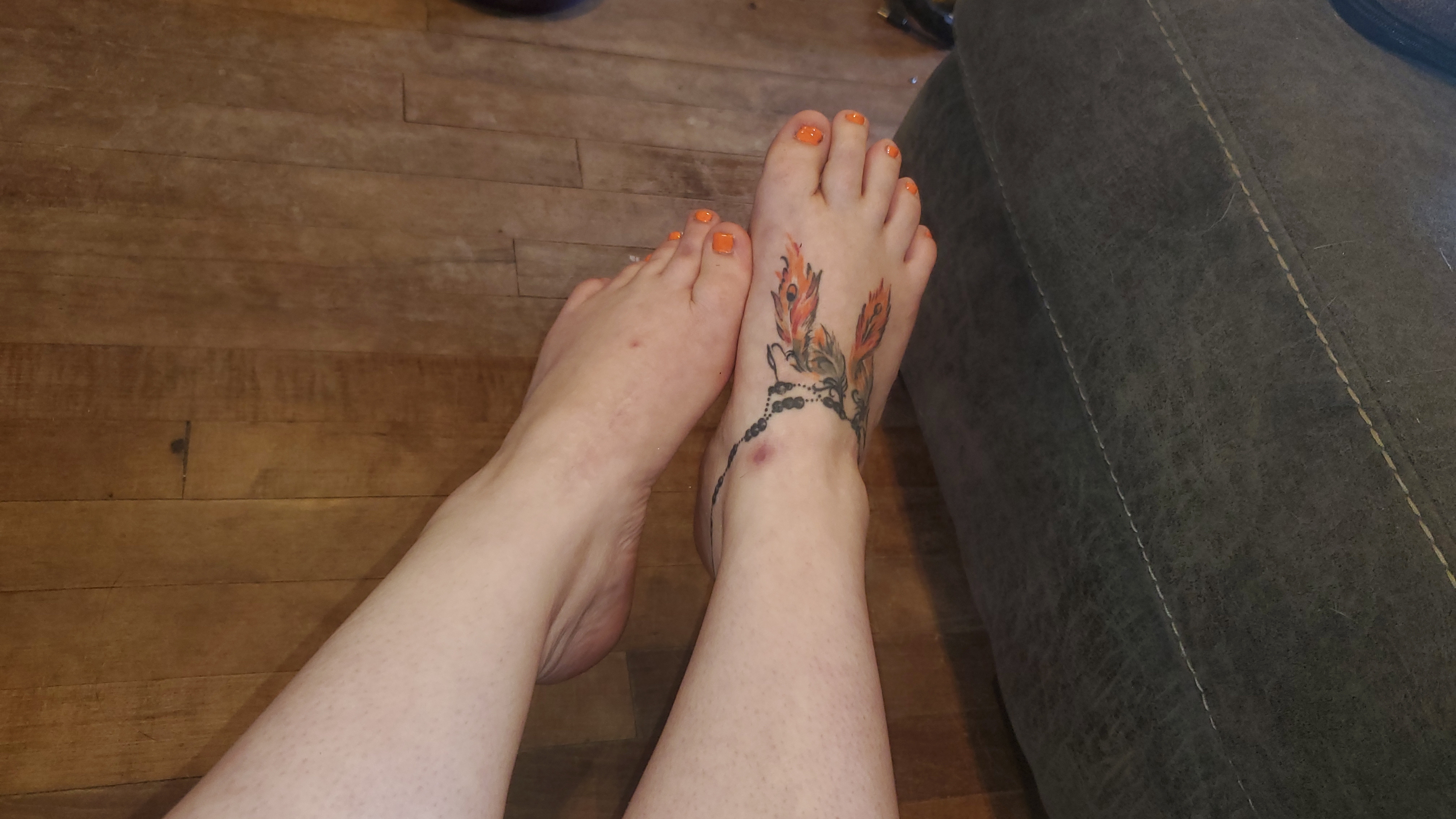 serinefeet thumbnail