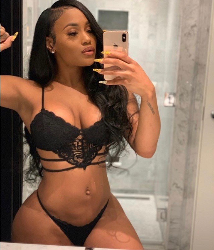 Lira Galore profile