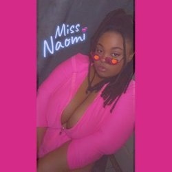 XoXoMissNaomi profile