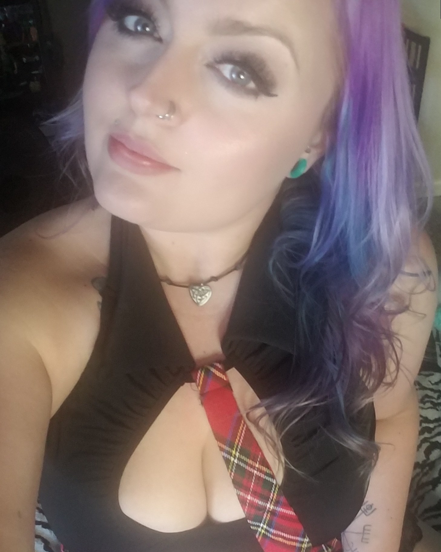 SpookyLittleSl*t🖤VIP profile