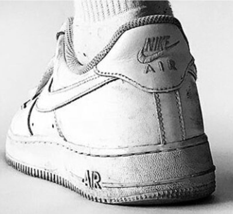 nikesneakers thumbnail