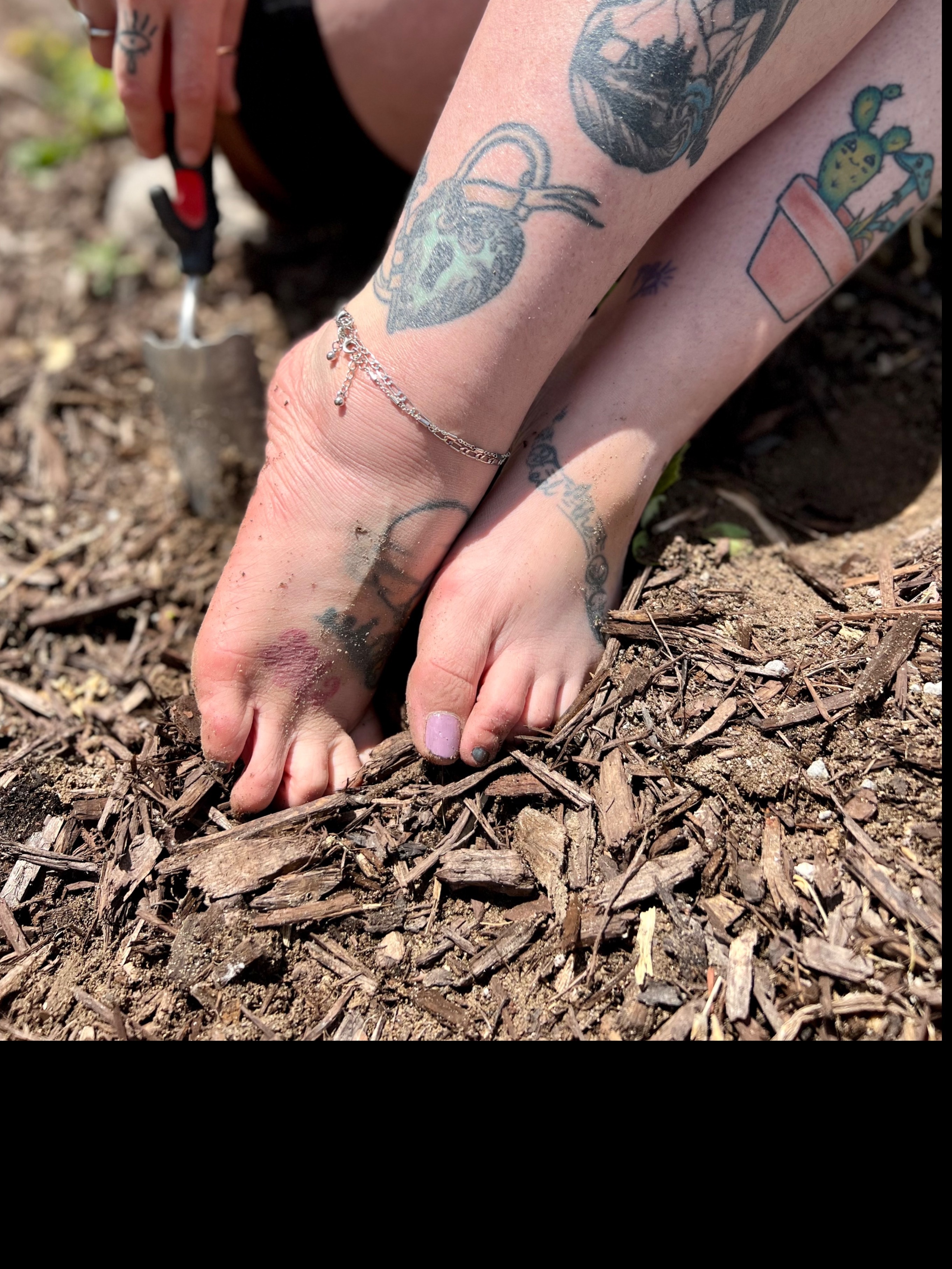 thosetattooedfeet thumbnail