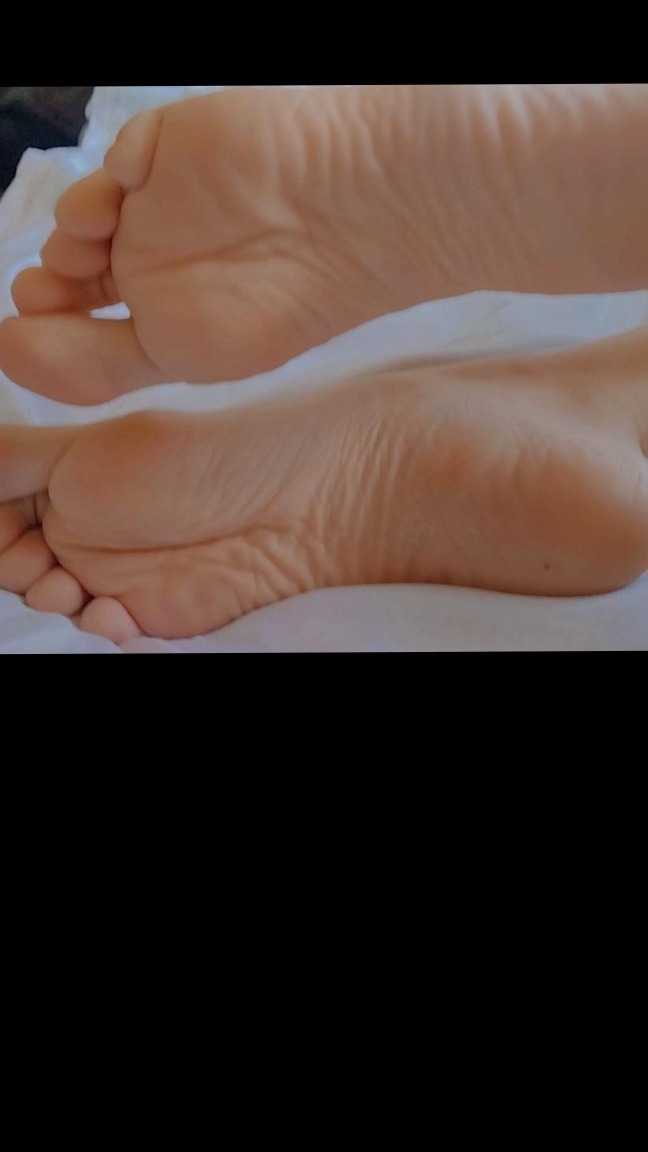 beatrixefeet thumbnail