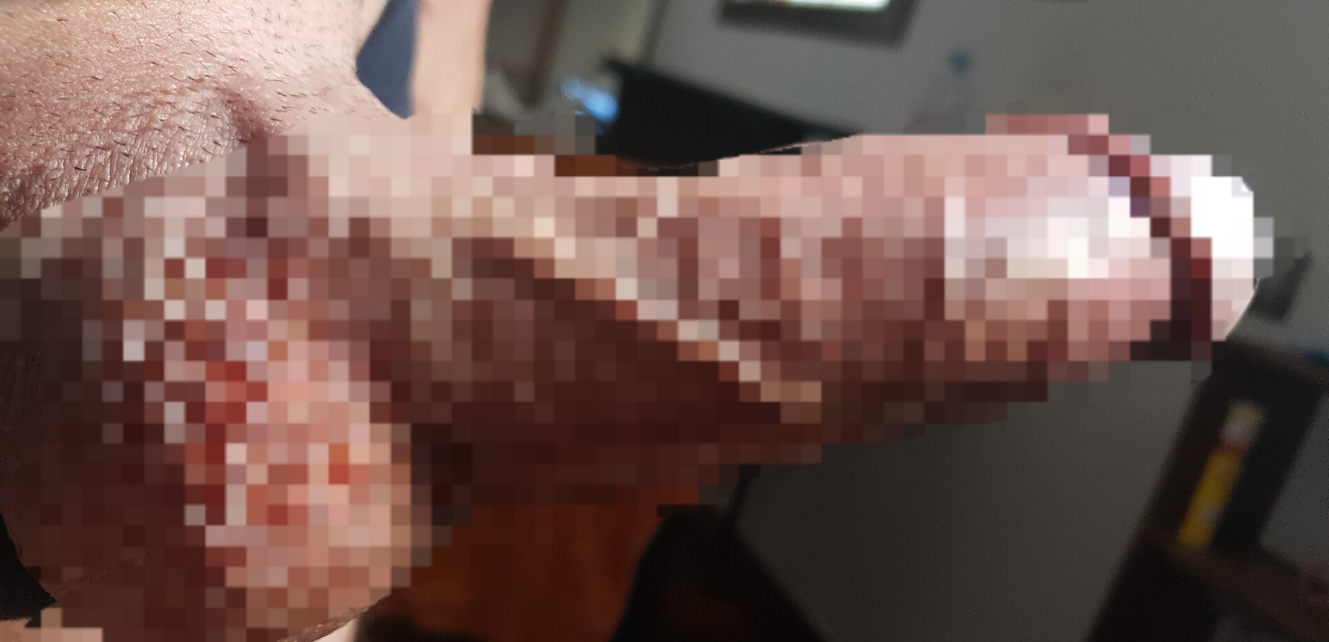 Huge_Dick thumbnail