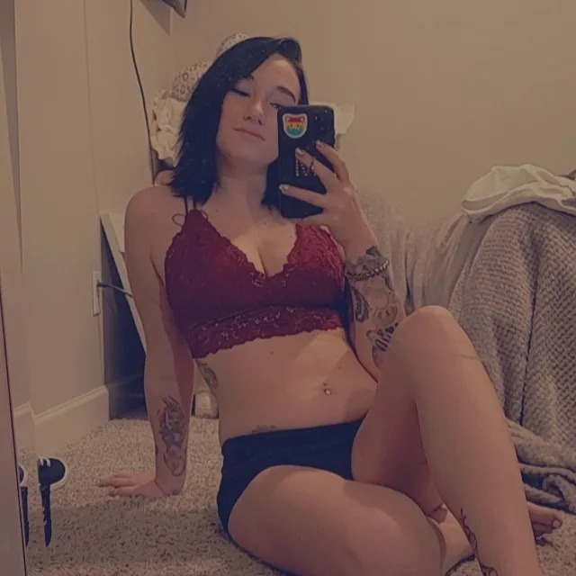 chellelee16 profile