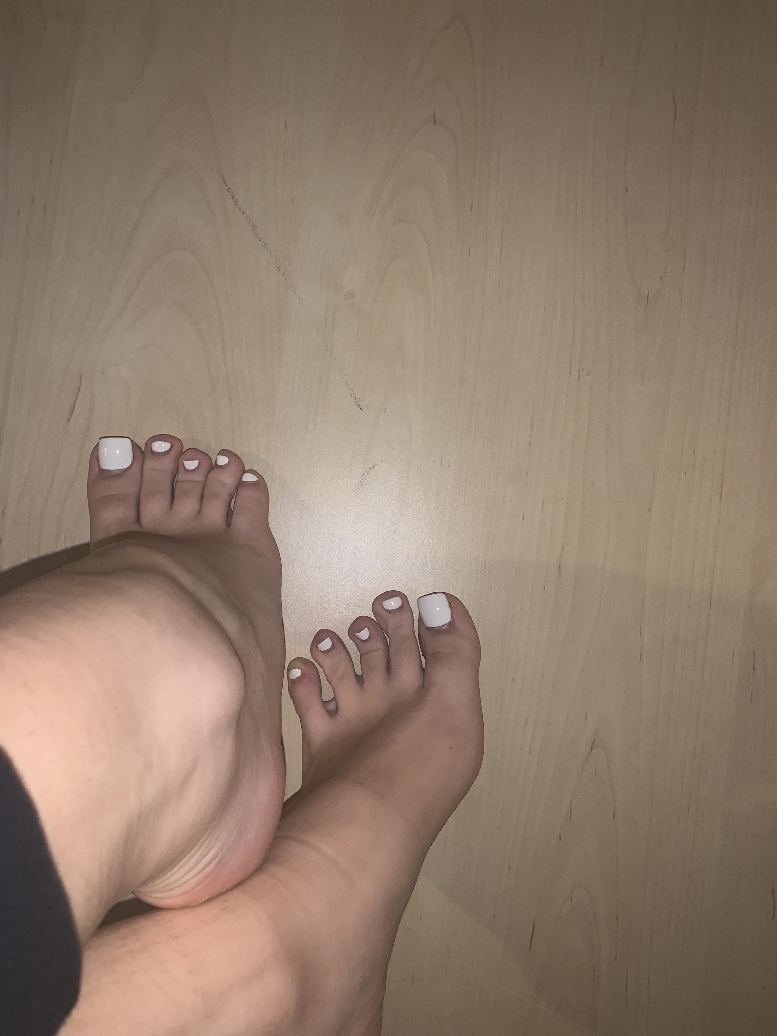 Feet and legs lover thumbnail