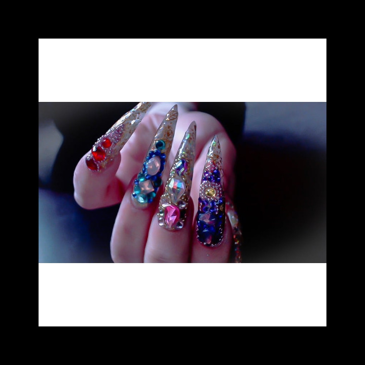 amazinglongnails thumbnail