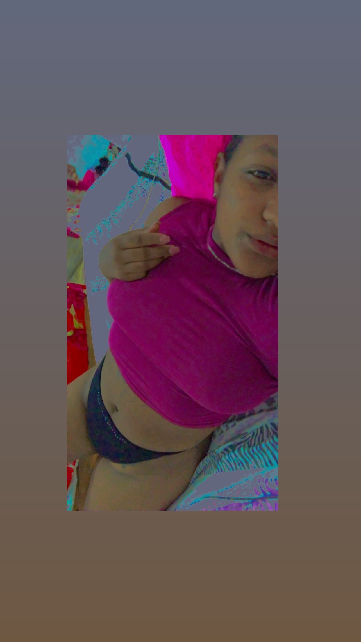 lachula_hot profile