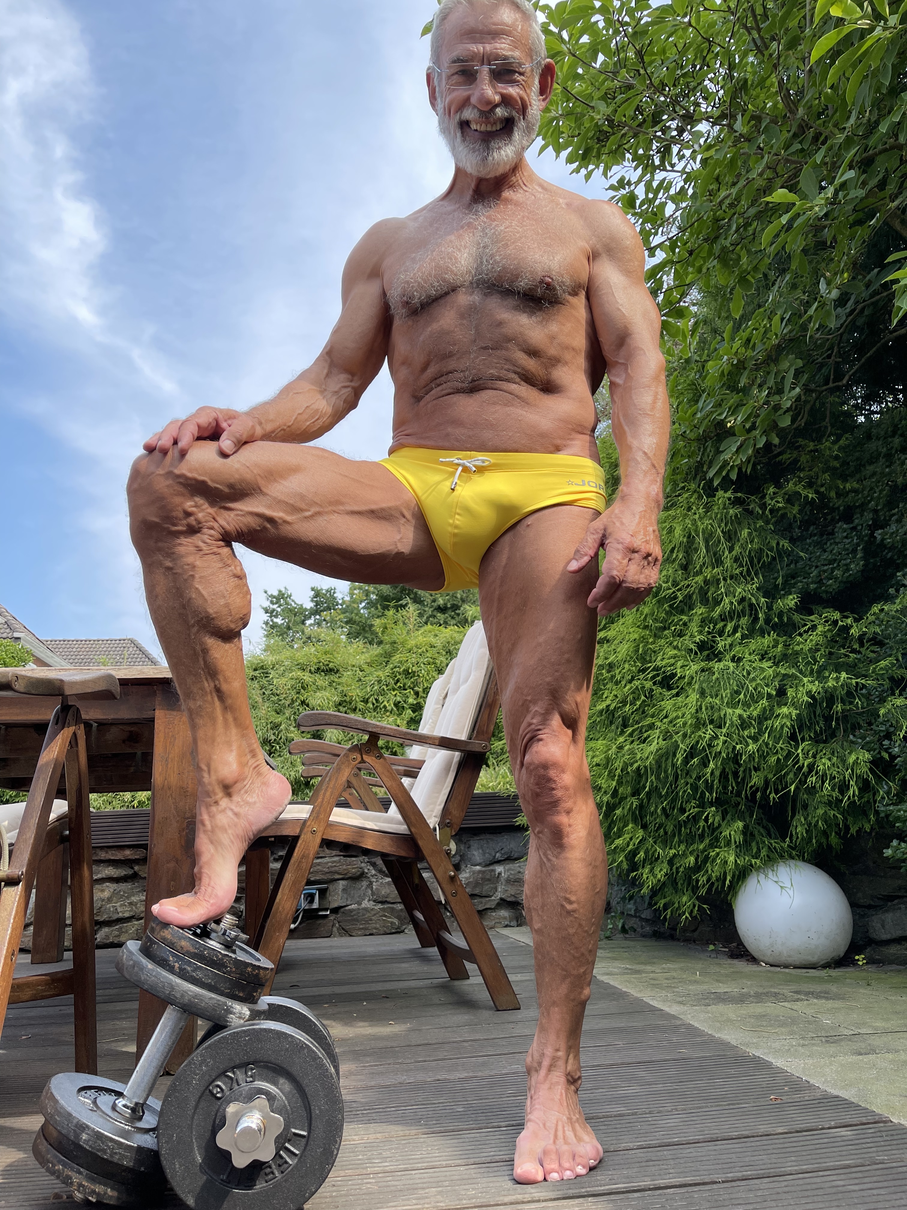 MatureMuscleDaddy profile