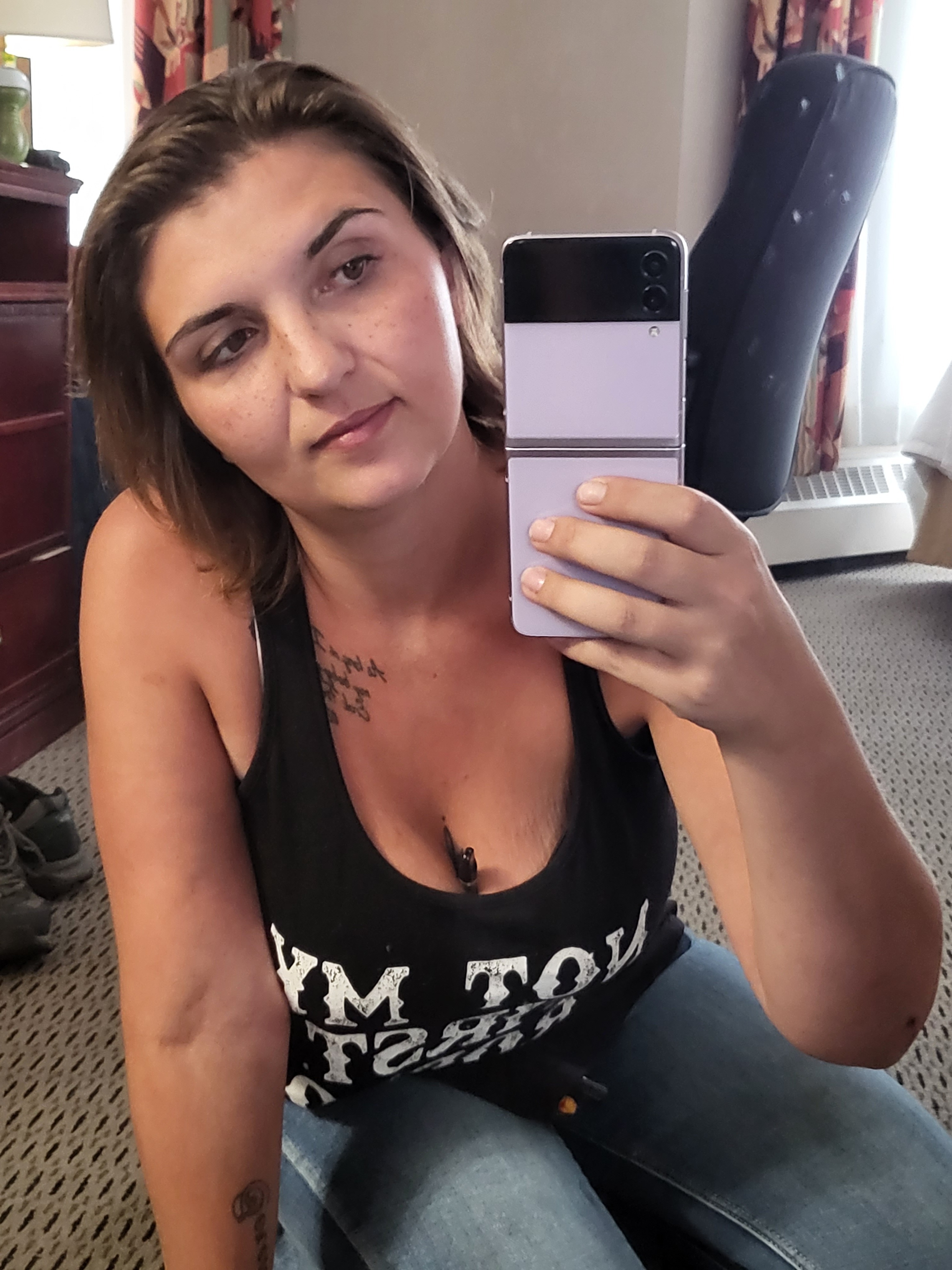 SexyGreenEyedMama88 profile