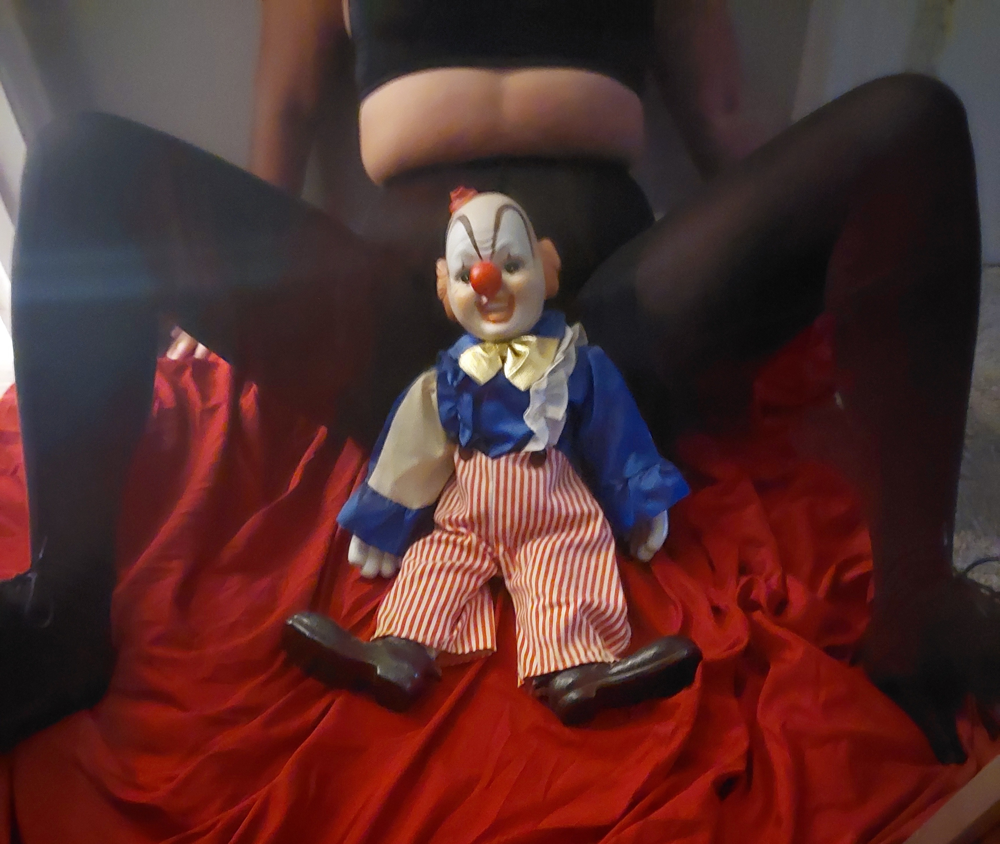 cutesyclown thumbnail