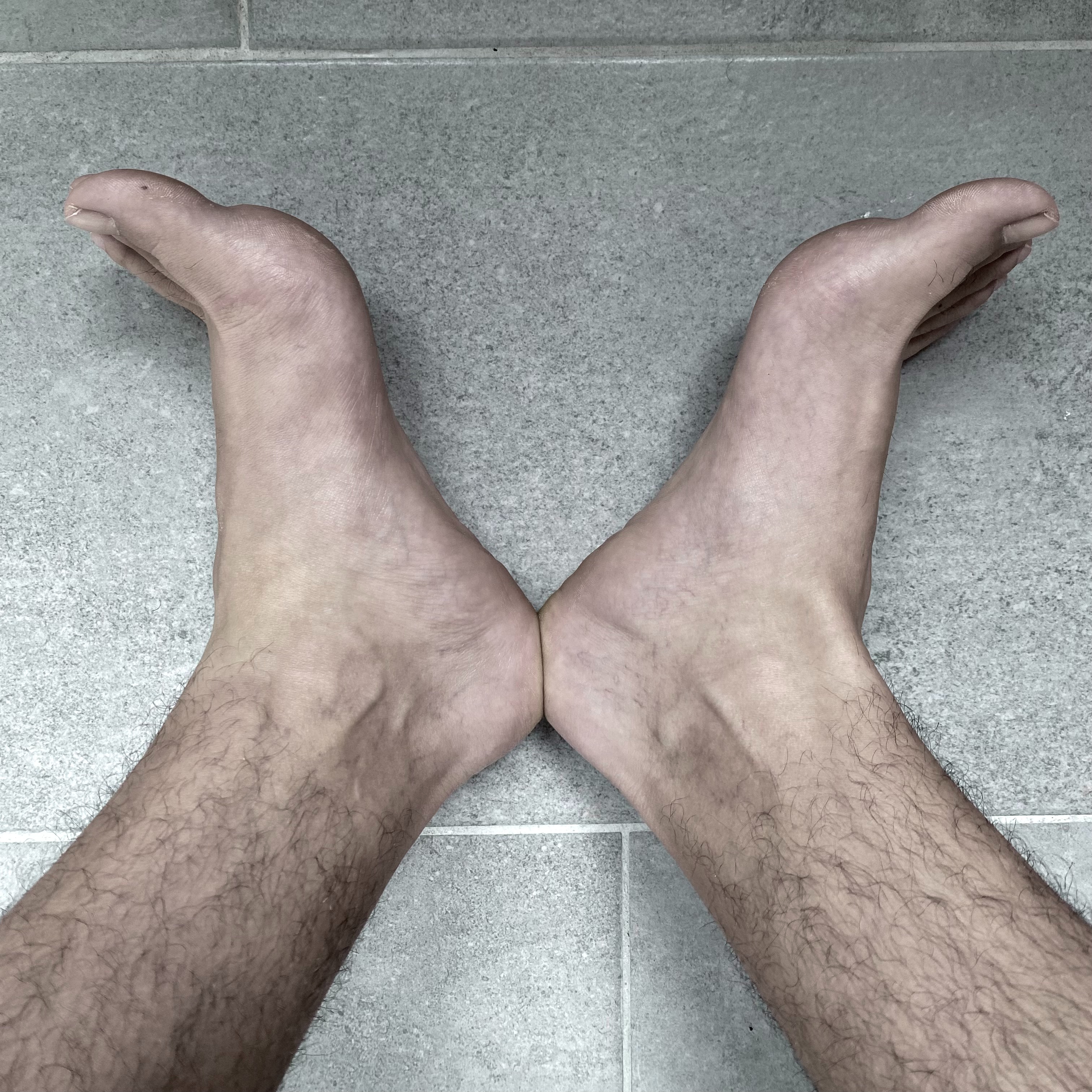 f4feet profile