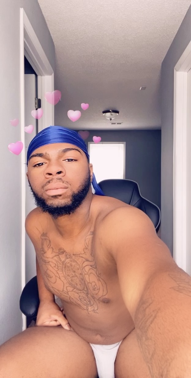 Mad papi🥰😈 profile