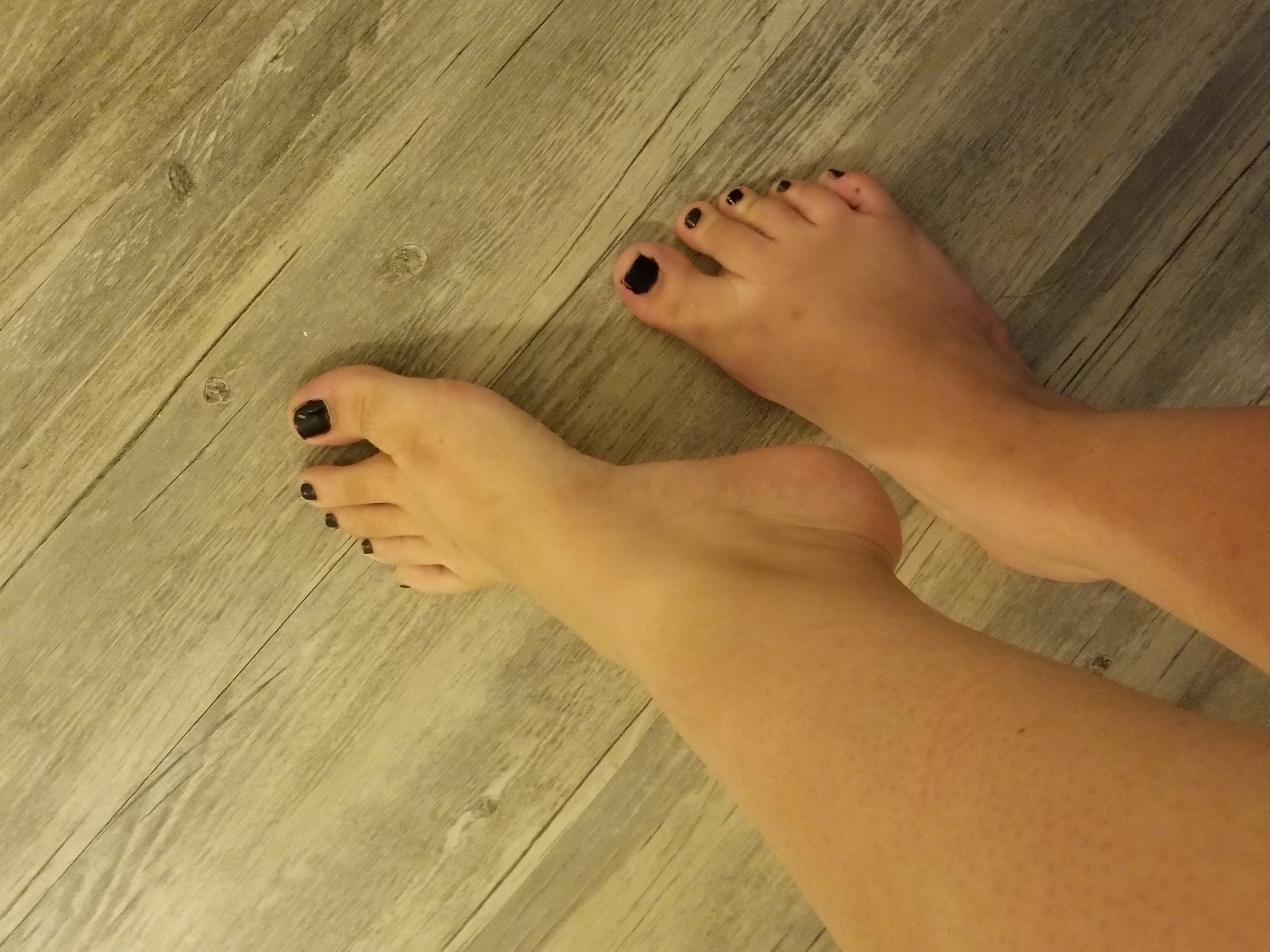 PrettyToes thumbnail