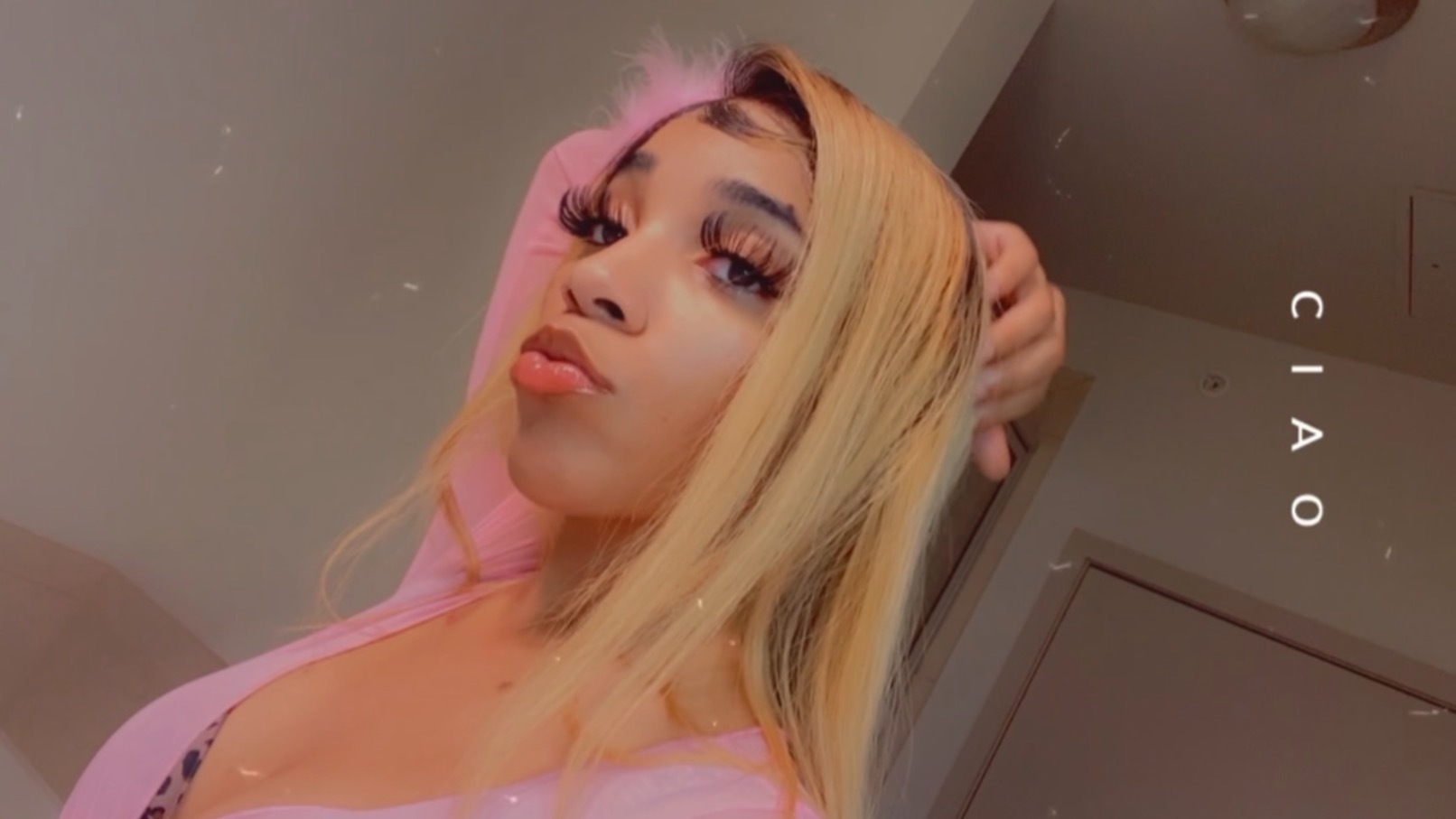 Peaches🍑 thumbnail