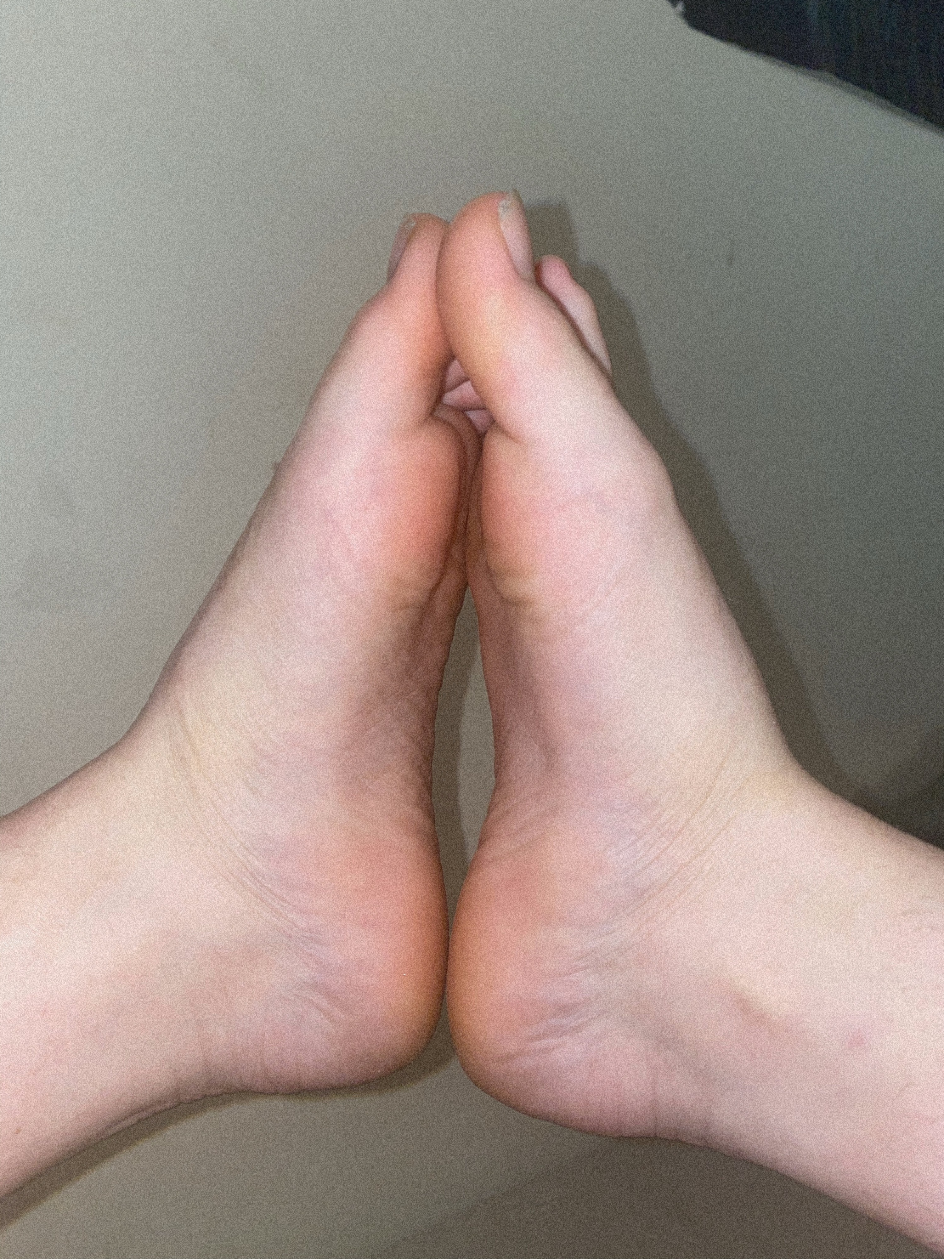 FeetForYou profile