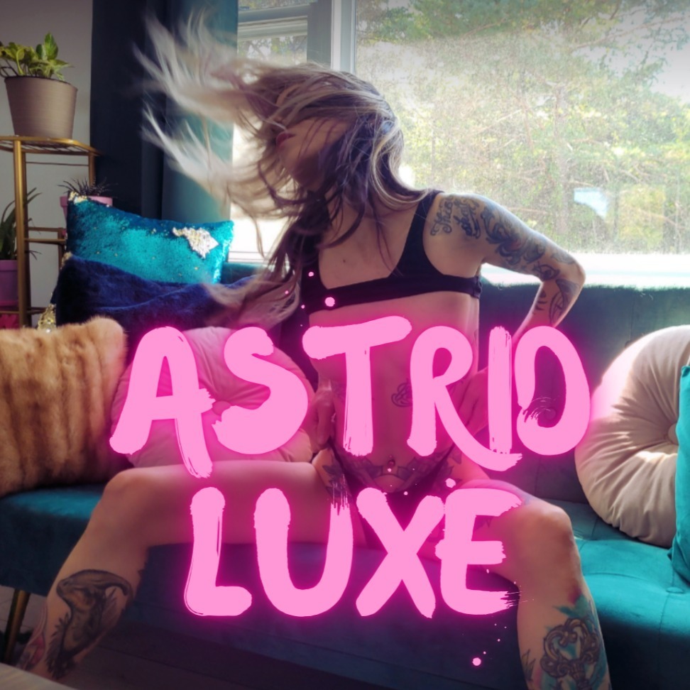 astridluxecover