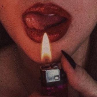 💋༉‧₊˚🕯️🖤❀༉‧₊˚. profile