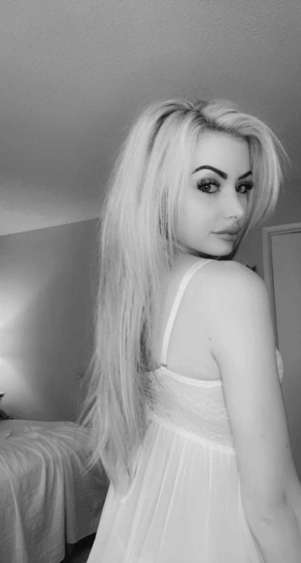 misssblondie profile