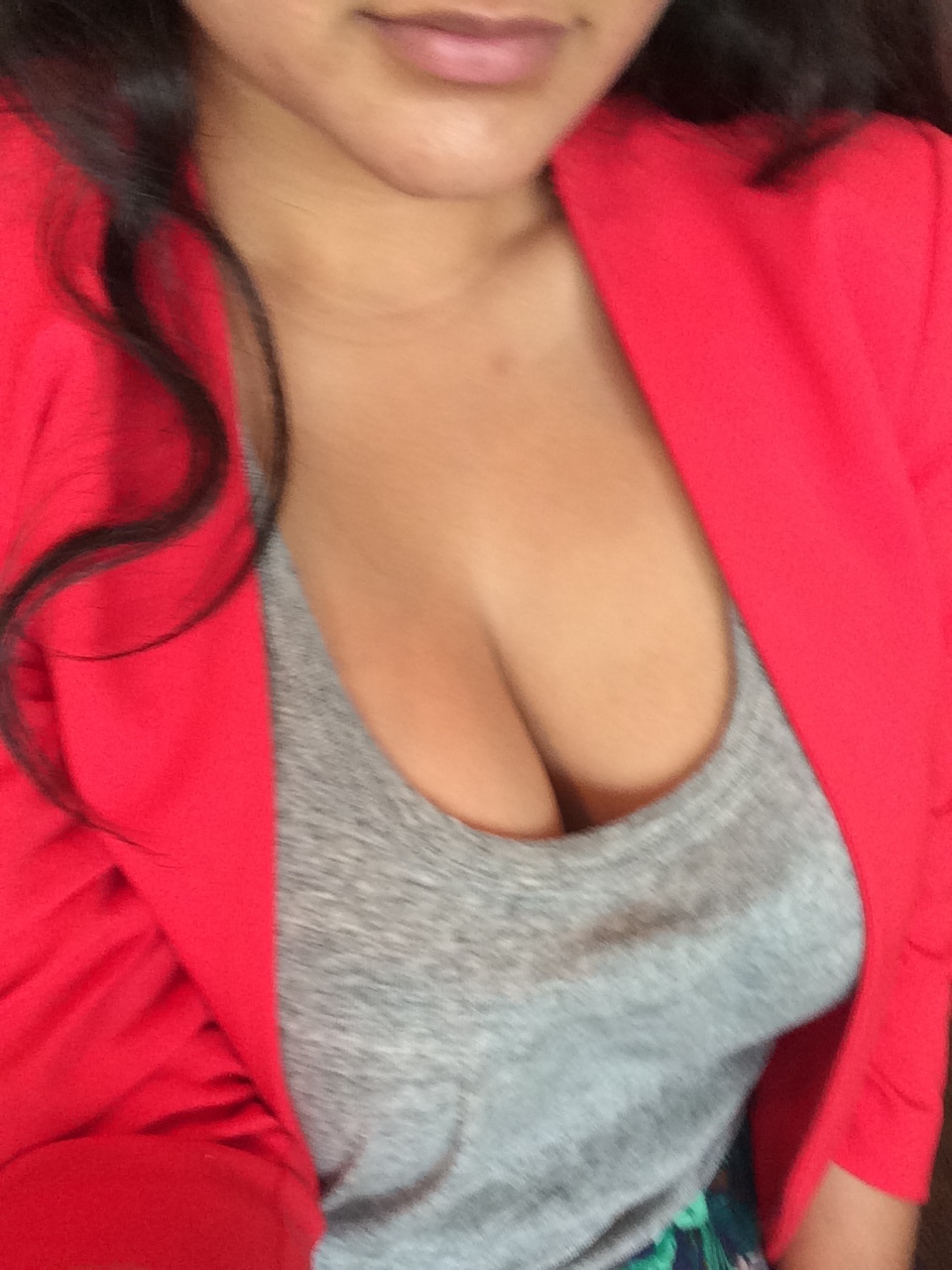 busty_priya_sangriacover