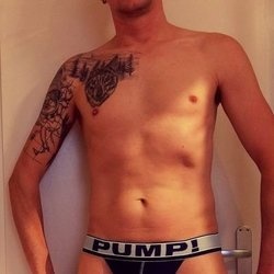 XXXnaked🇩🇪gay profile