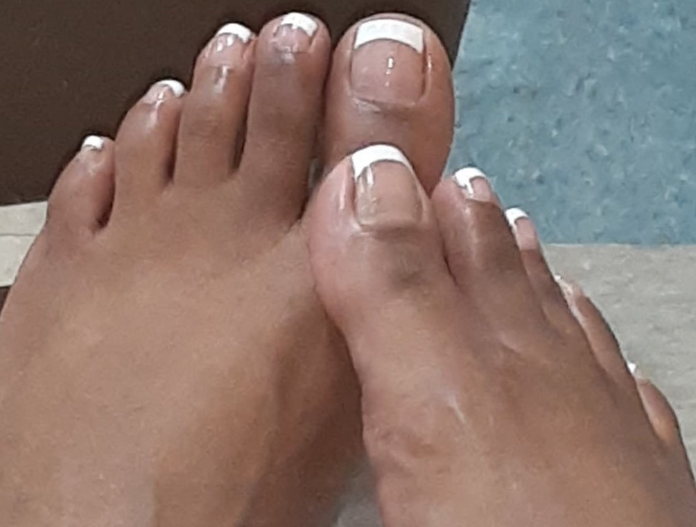 Suckable 💦 Lickable 👅 Toes 👣 profile