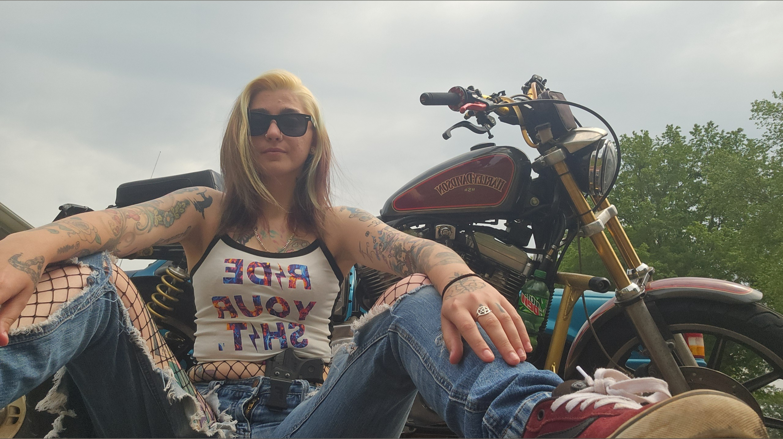 thebikergirl420 thumbnail