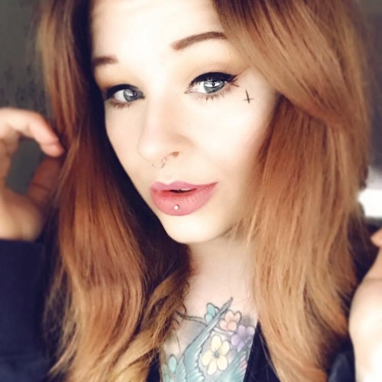 littlerobynredx profile