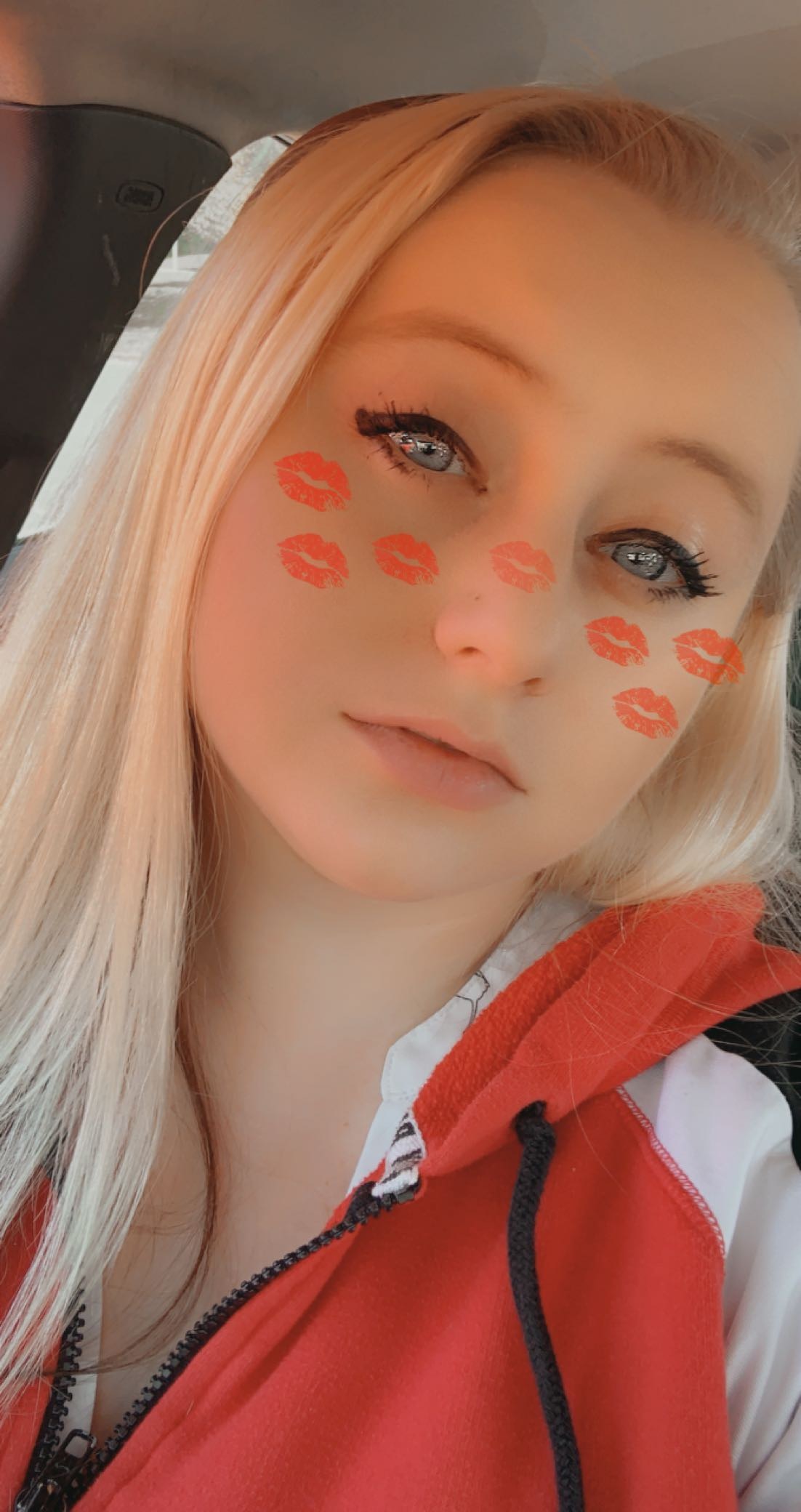 blondiebludevil thumbnail