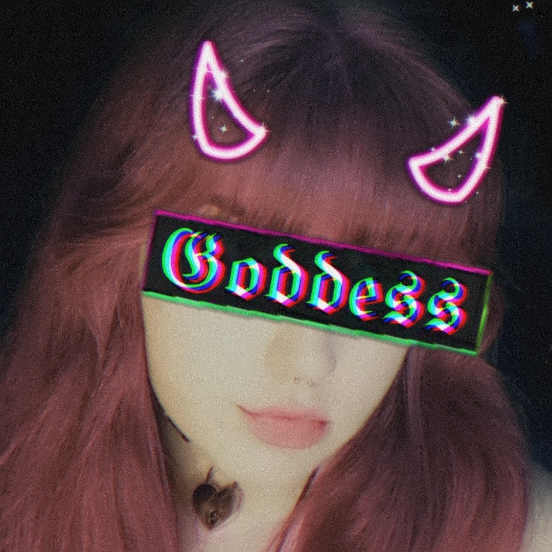 godessstrawberry profile