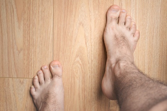 Men Feet thumbnail