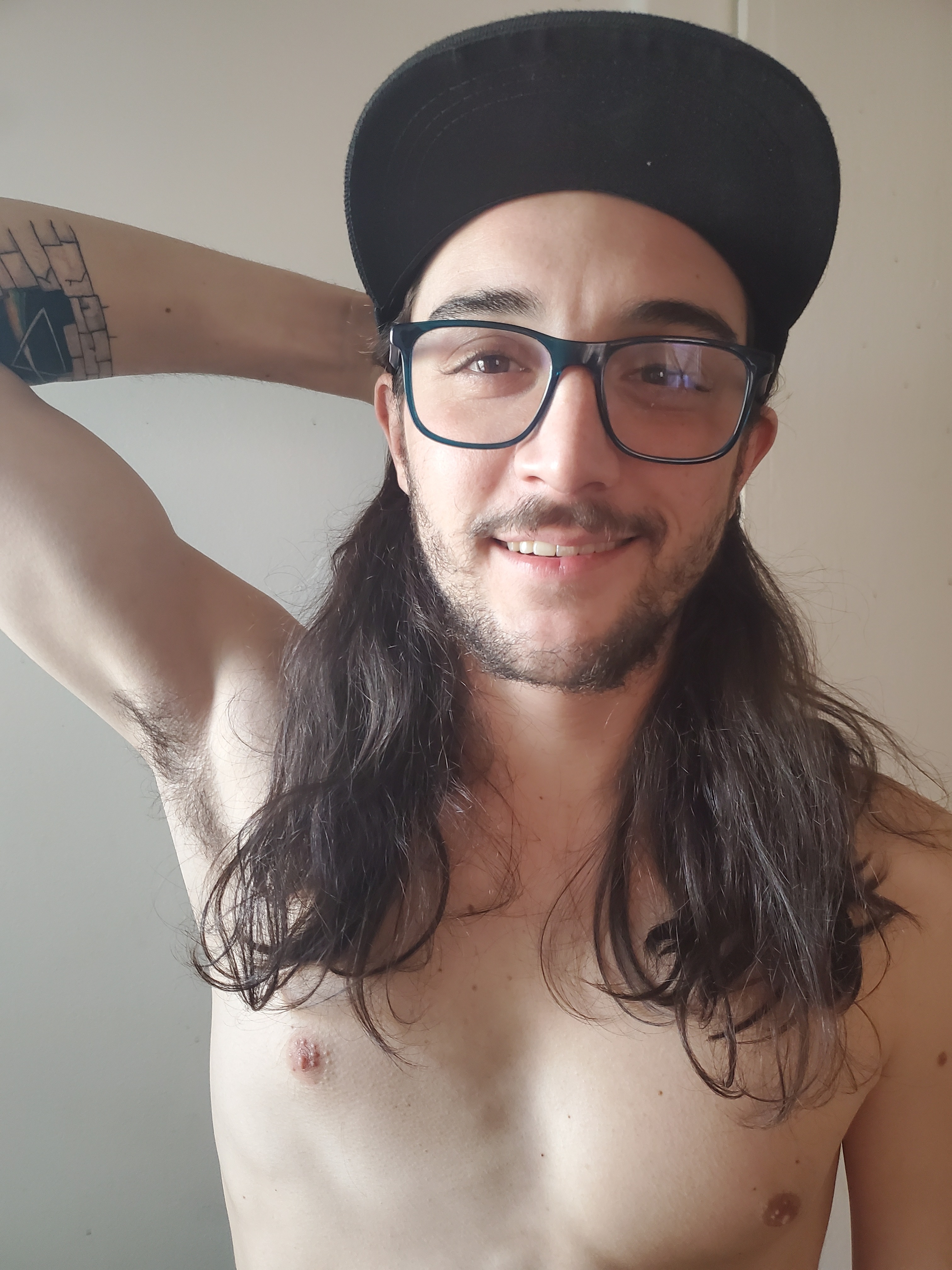 greek_godqc profile