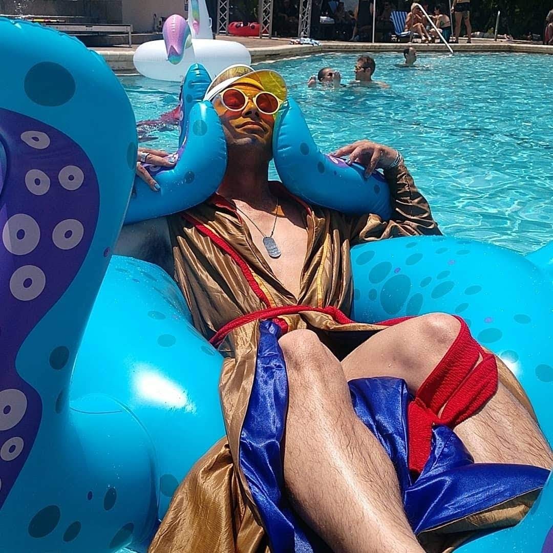 steve the poolboy thumbnail