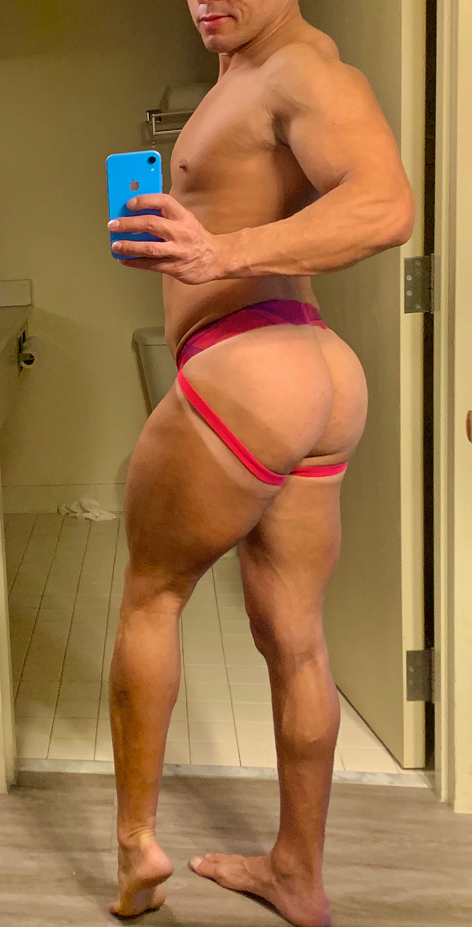 jockstrap_versbubble profile