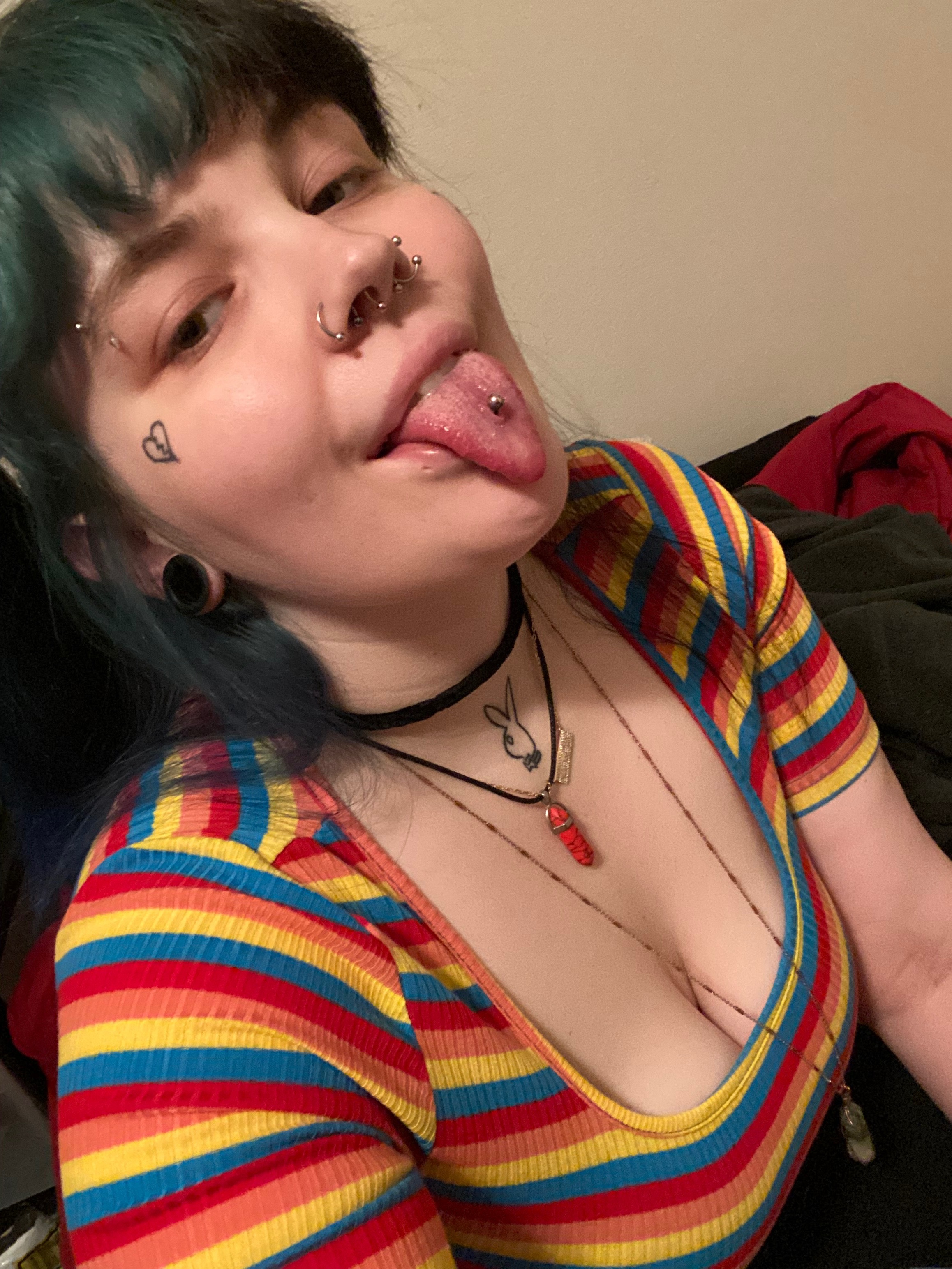 babyvirgz420 profile