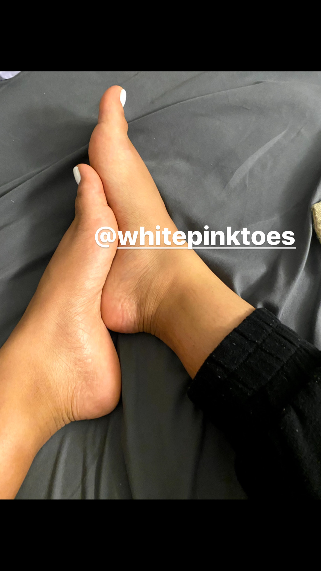 whitepinktoes thumbnail