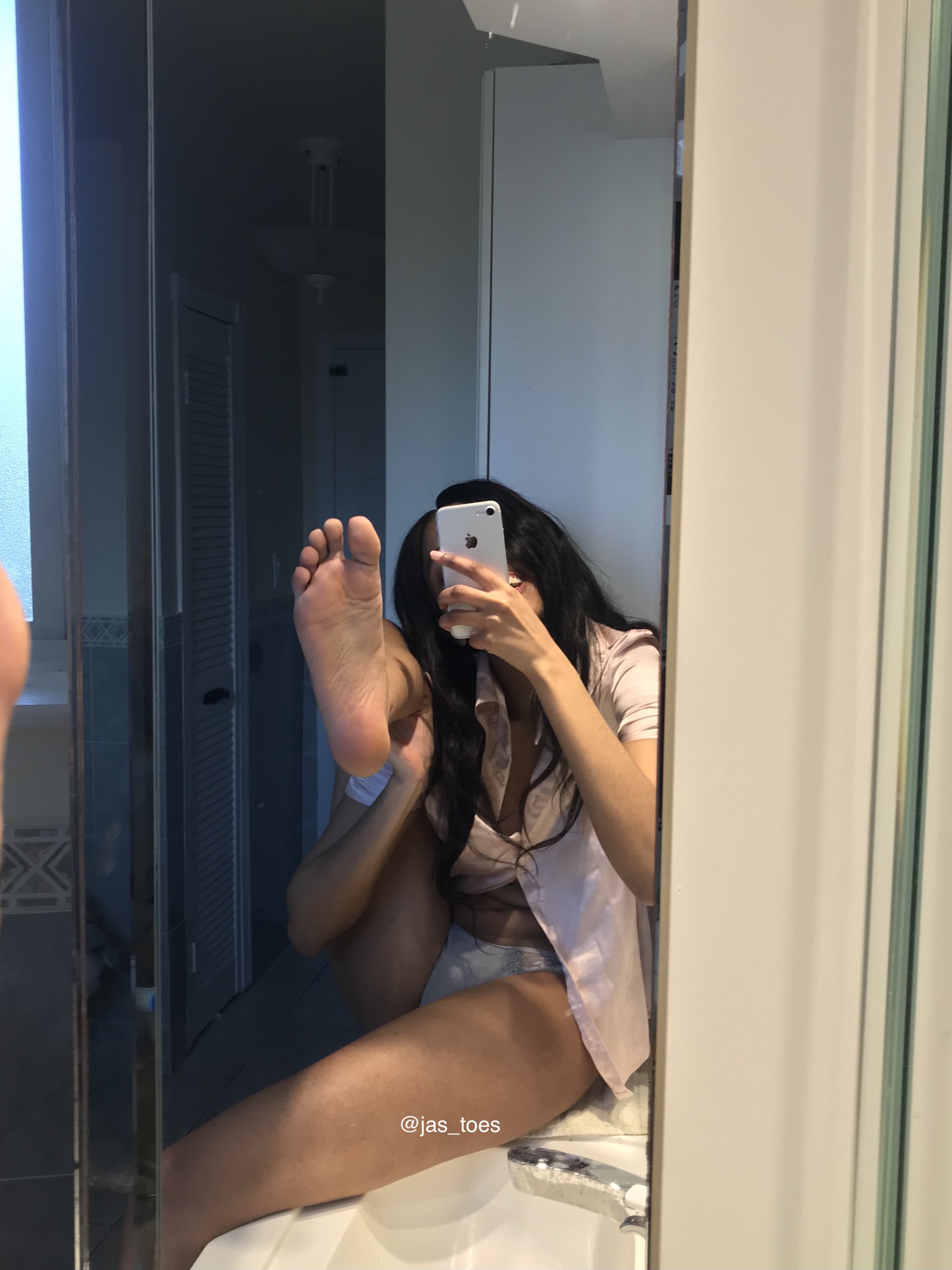 jas_toes profile